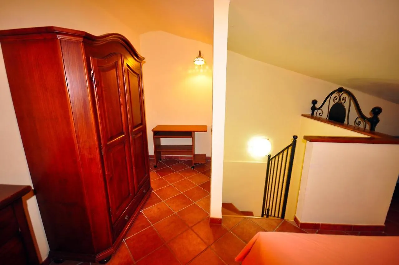 Erba Di Campo Residence Quercianella Aparthotel